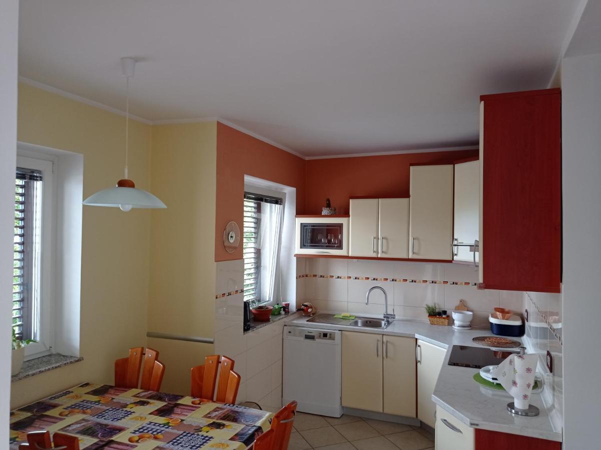 Apartman Adrijana Kastav, Free Wifi & Parking, 2 Bedrooms & Sea View Esterno foto